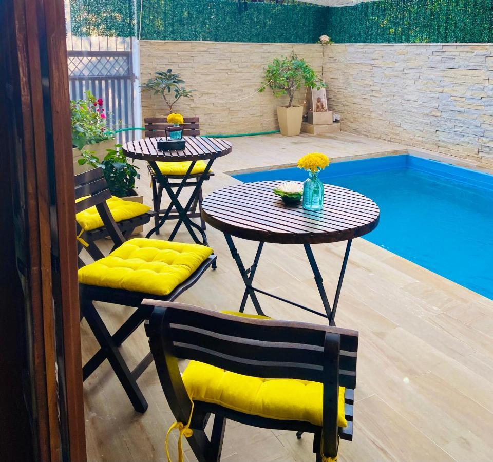 Roshani Pool Villa Gurgaon - 7Br #Privatepool #Villa #Bungalow #Garden #Staycation Kültér fotó