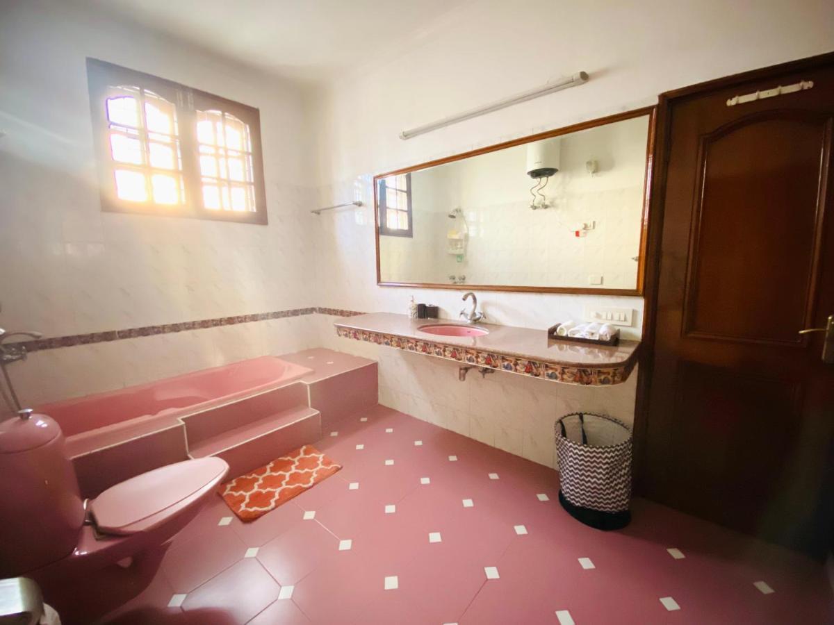 Roshani Pool Villa Gurgaon - 7Br #Privatepool #Villa #Bungalow #Garden #Staycation Kültér fotó